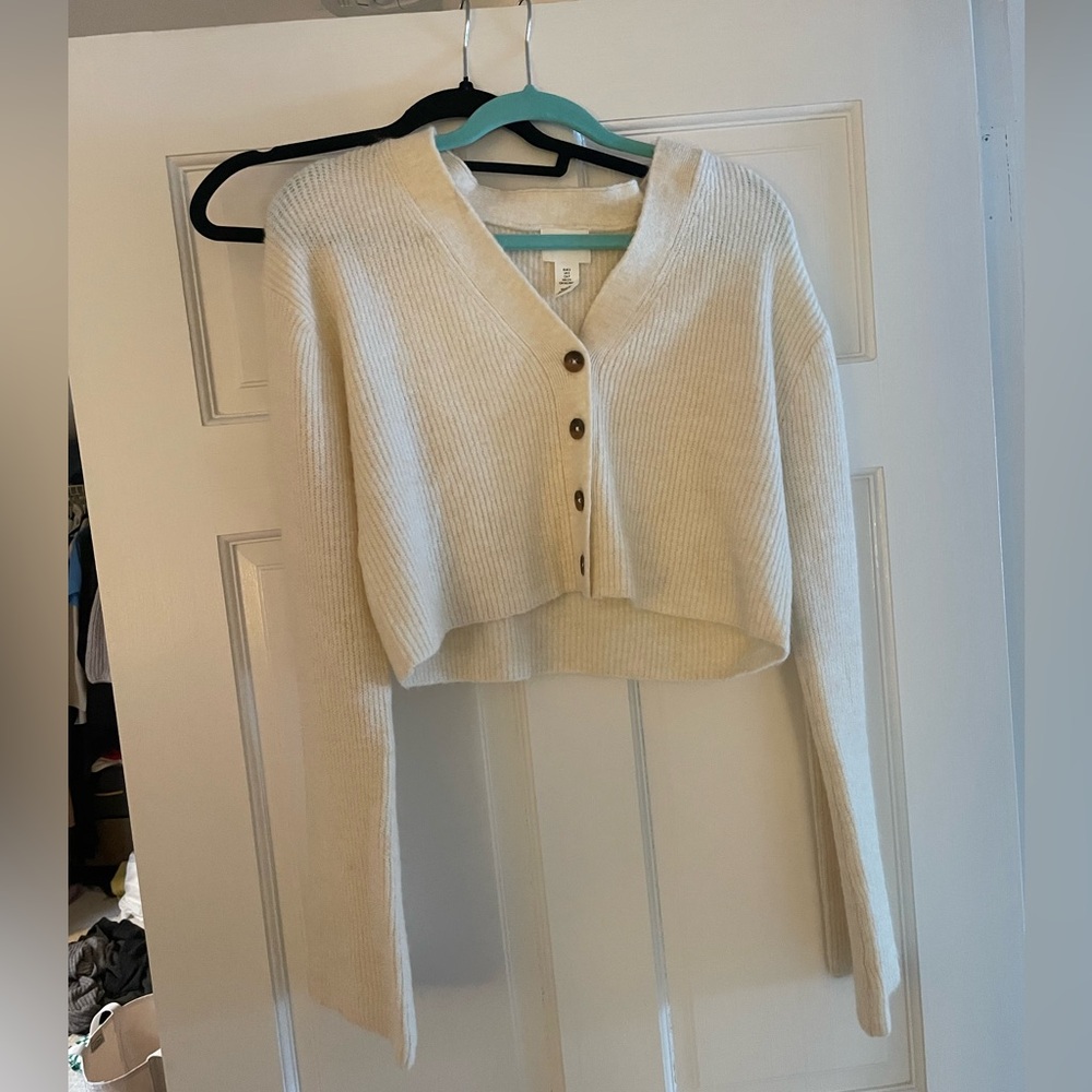 H&M Cream Cropped Button-Front Ribbed Cardigan